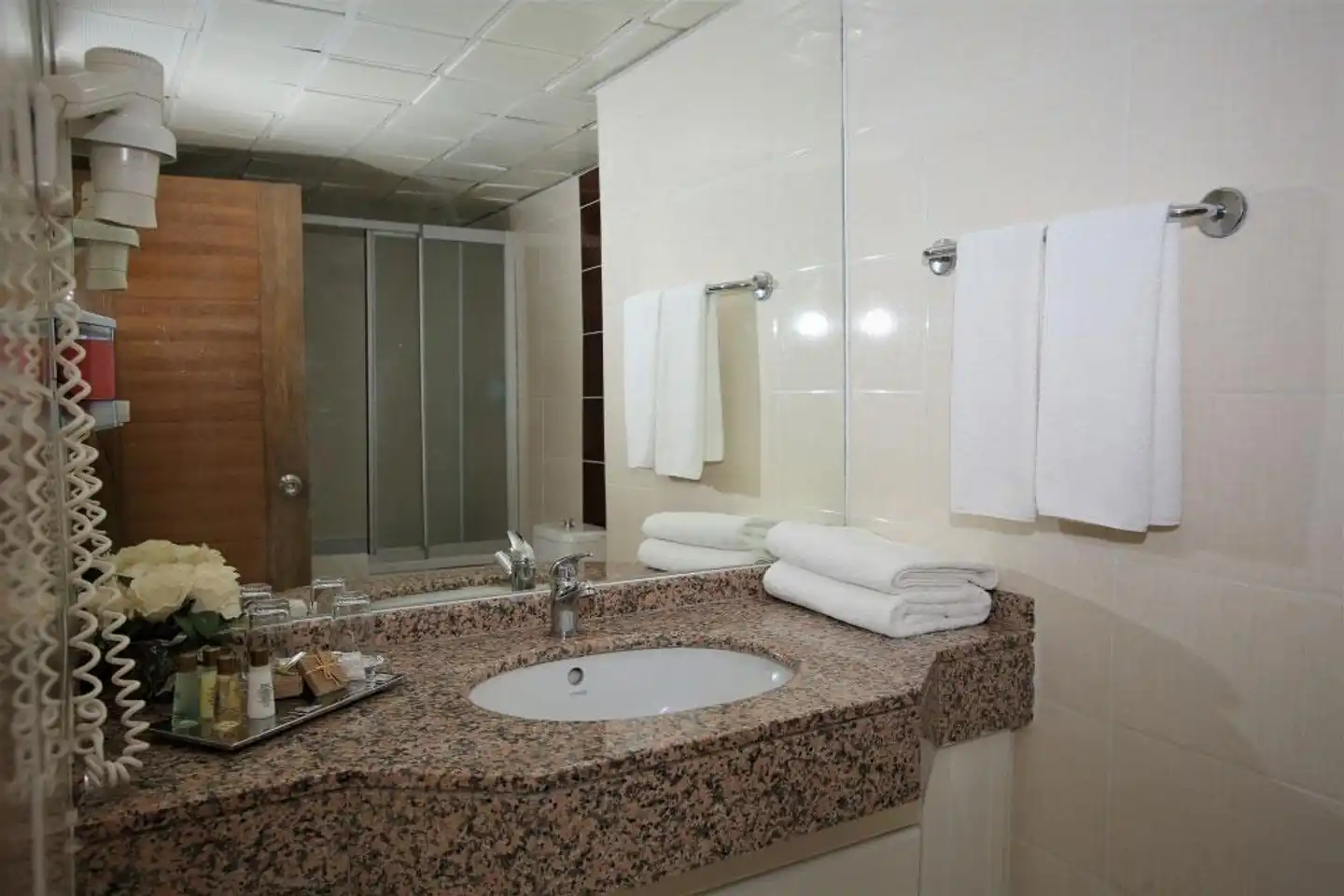 Lara Hotel Badezimmer