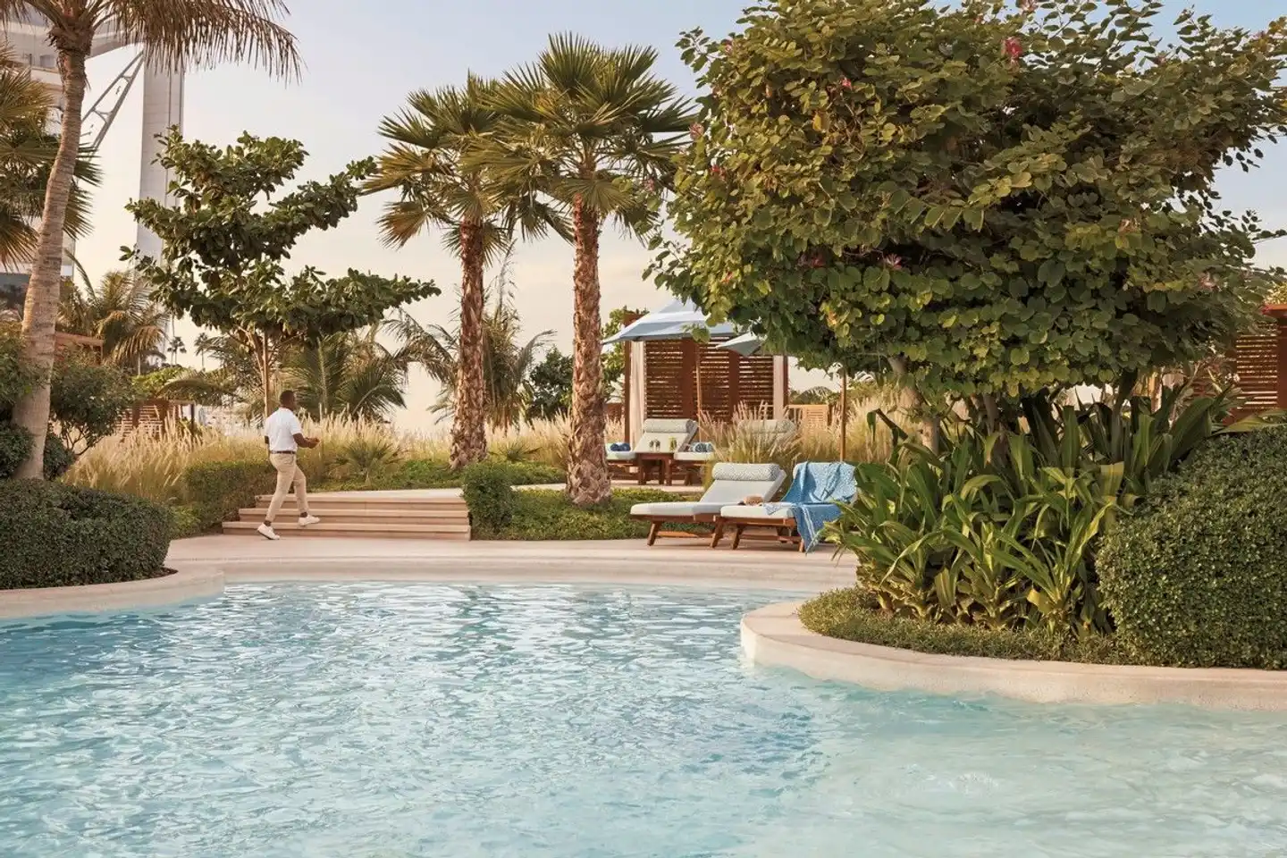 Jumeirah Beach Hotel Pool