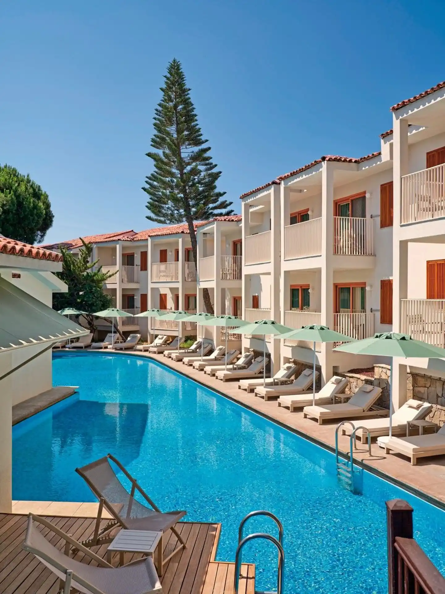 Paloma Grida Pool