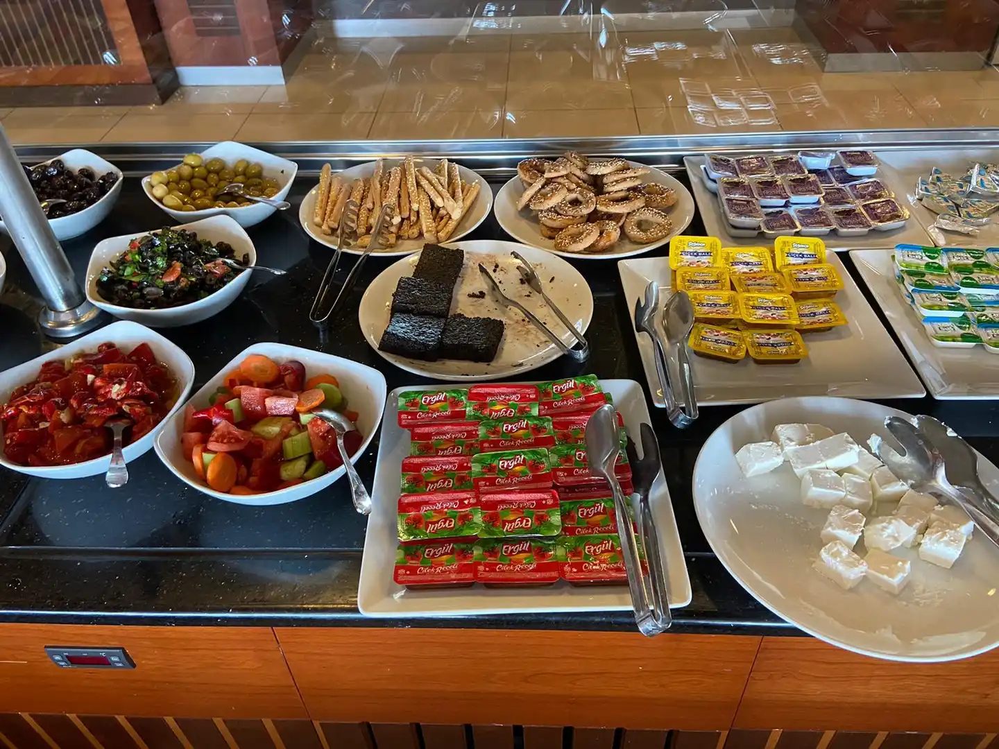 Lara Hotel Restaurant