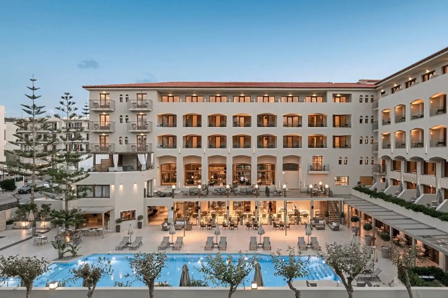 Theartemis Palace Aussenansicht