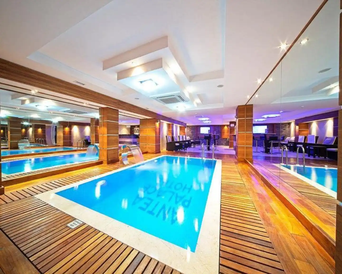 Antea Palace Hotel & Spa Hallenbad