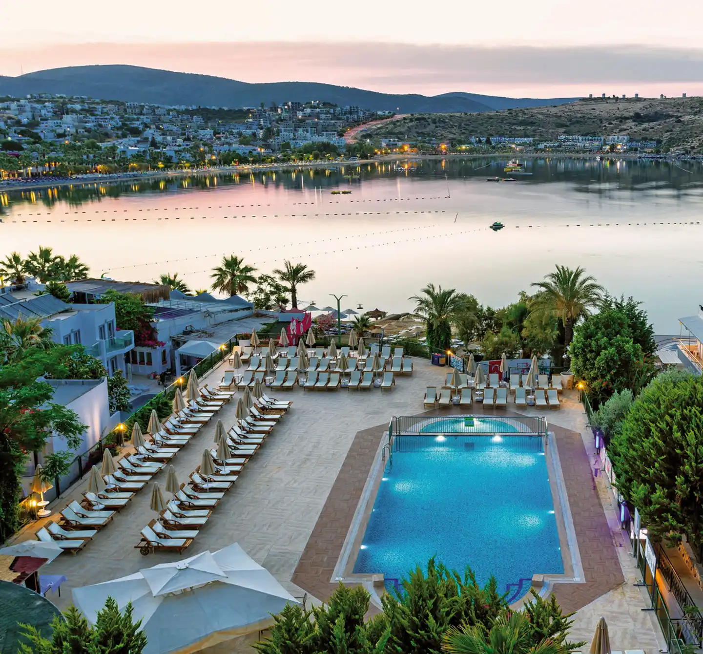 Royal Asarlik Beach Pool