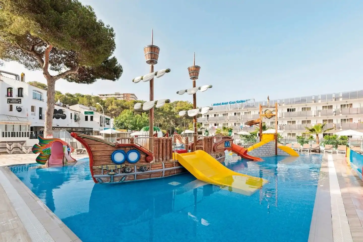 Best Cap Salou Pool