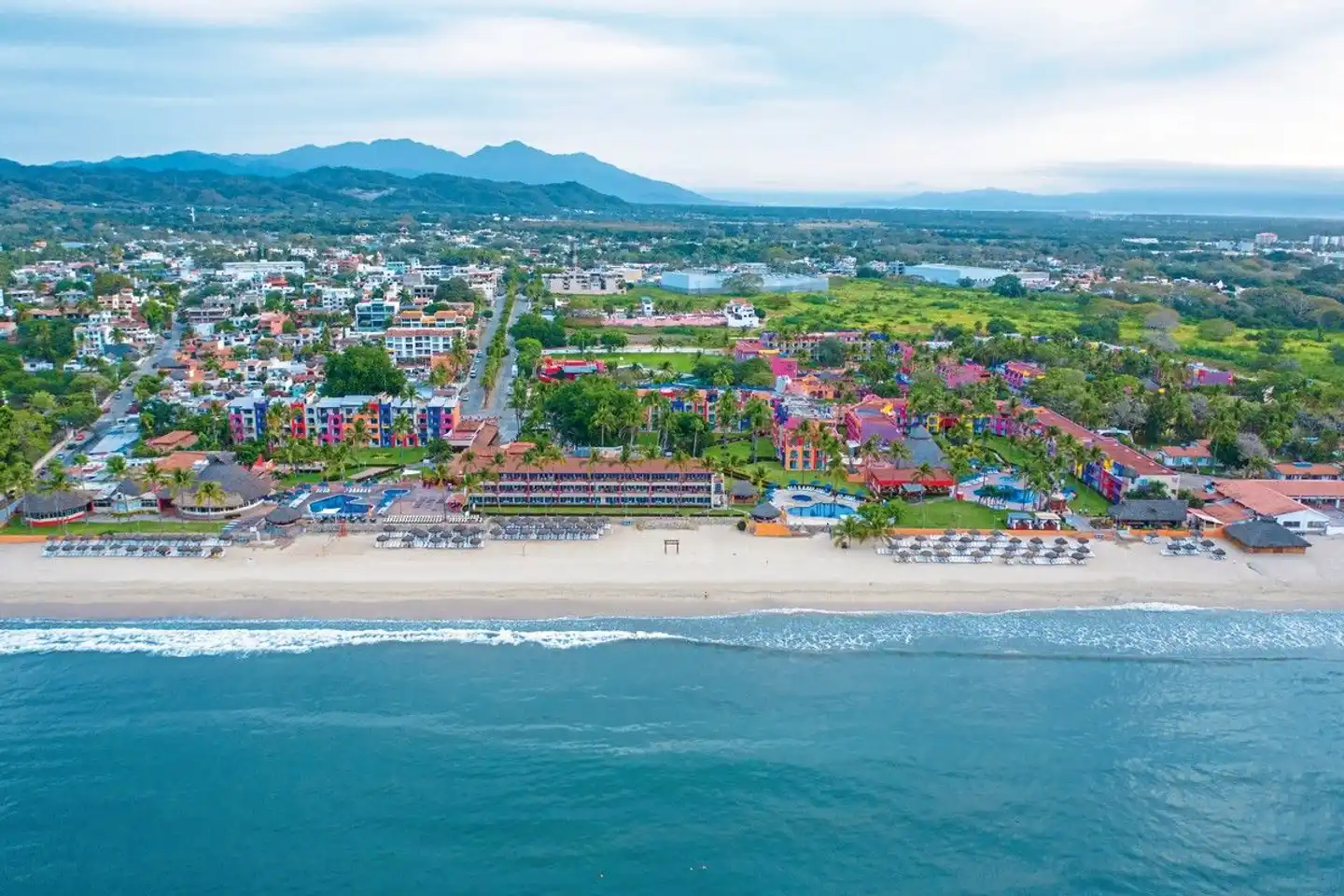 Grand Decameron Complex Bucerias A Trademark All-Inclusive Resort Strand