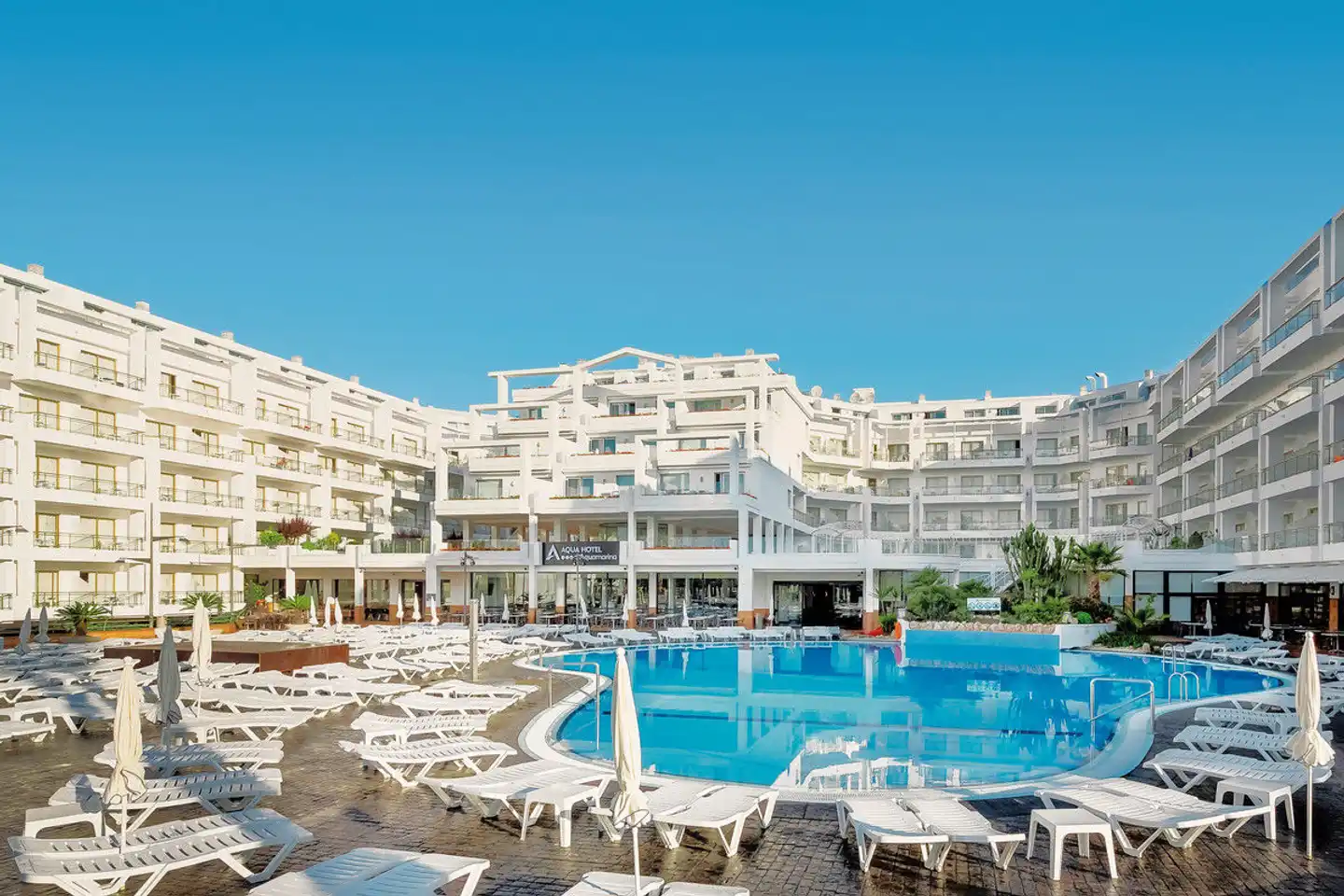 AQUA Hotel Aquamarina & Spa Pool