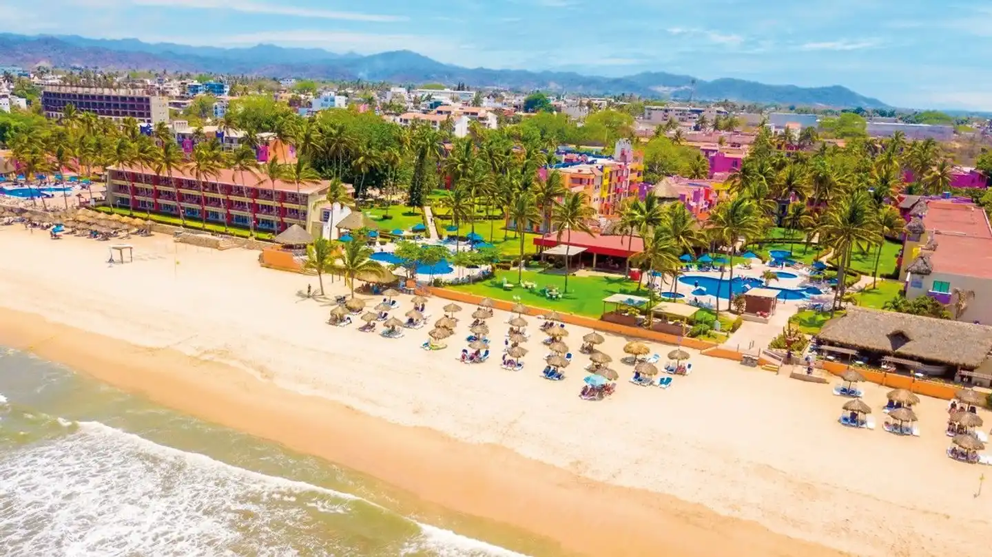 Grand Decameron Complex Bucerias A Trademark All-Inclusive Resort Strand