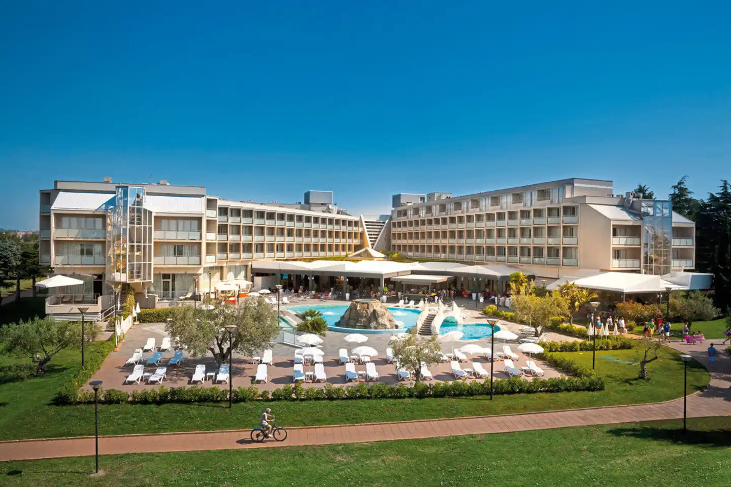 Aminess Maestral Hotel Aussenansicht