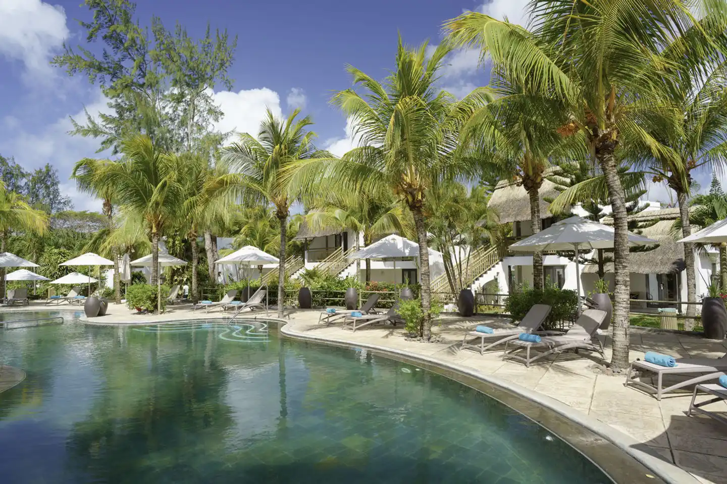 Coin de Mire Attitude Pool