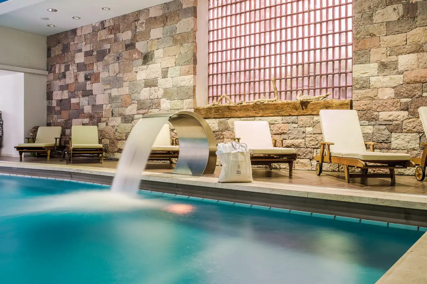 Adria Pool