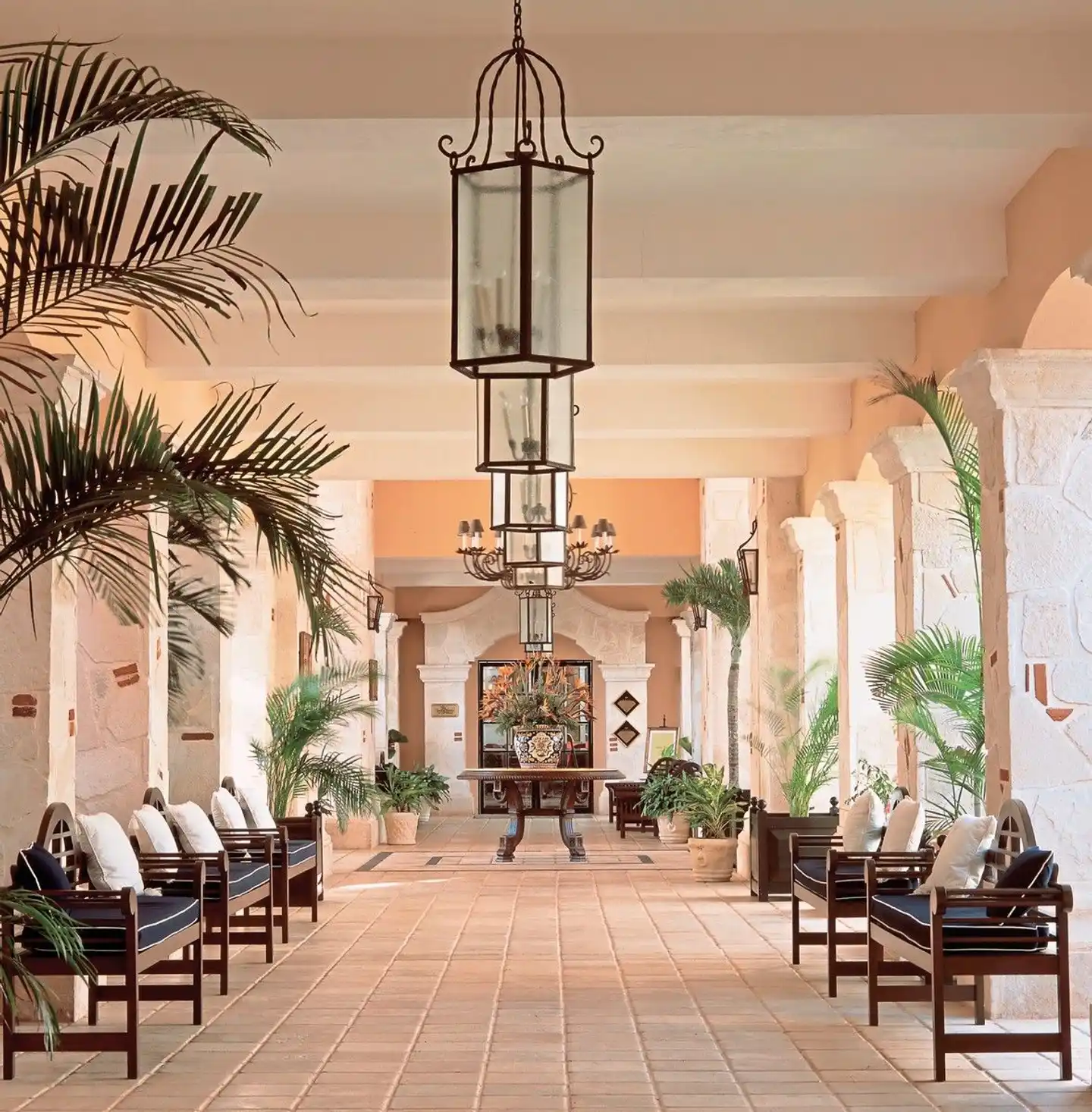 Royal Hideaway Playacar Lobby