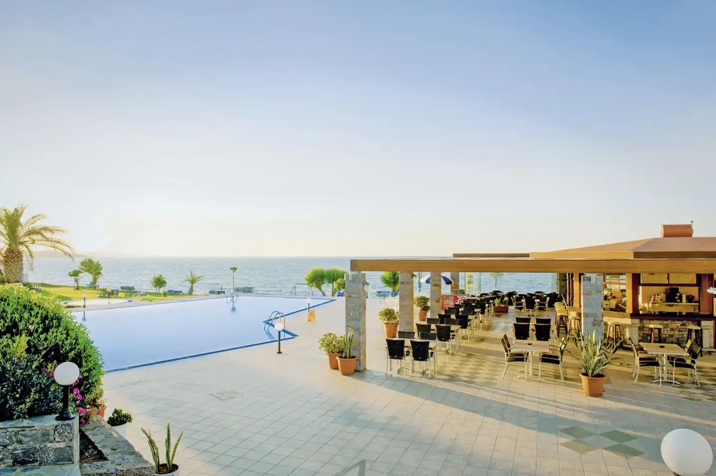 Ariadne Beach Bar