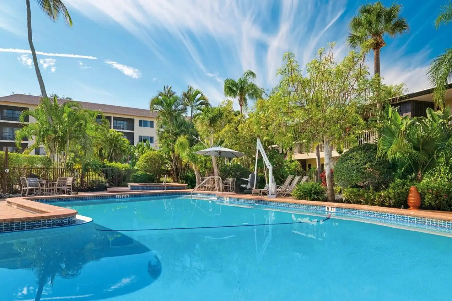 Best Western Naples Inn & Suites Pool