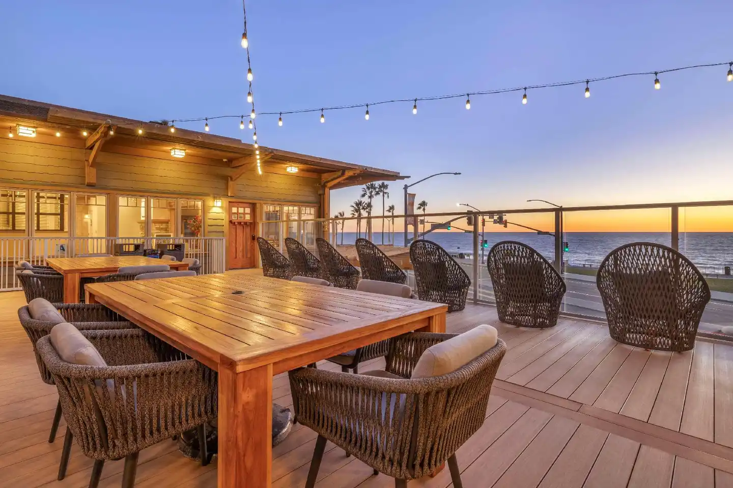 Best Western Plus Beach View Lodge Terrasse