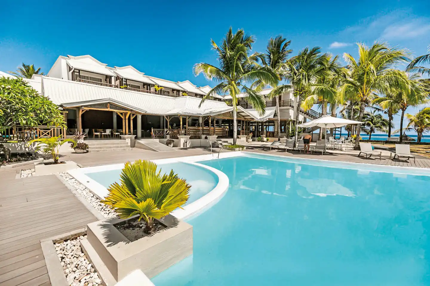 Le Peninsula Bay Beach Resort & Spa Pool