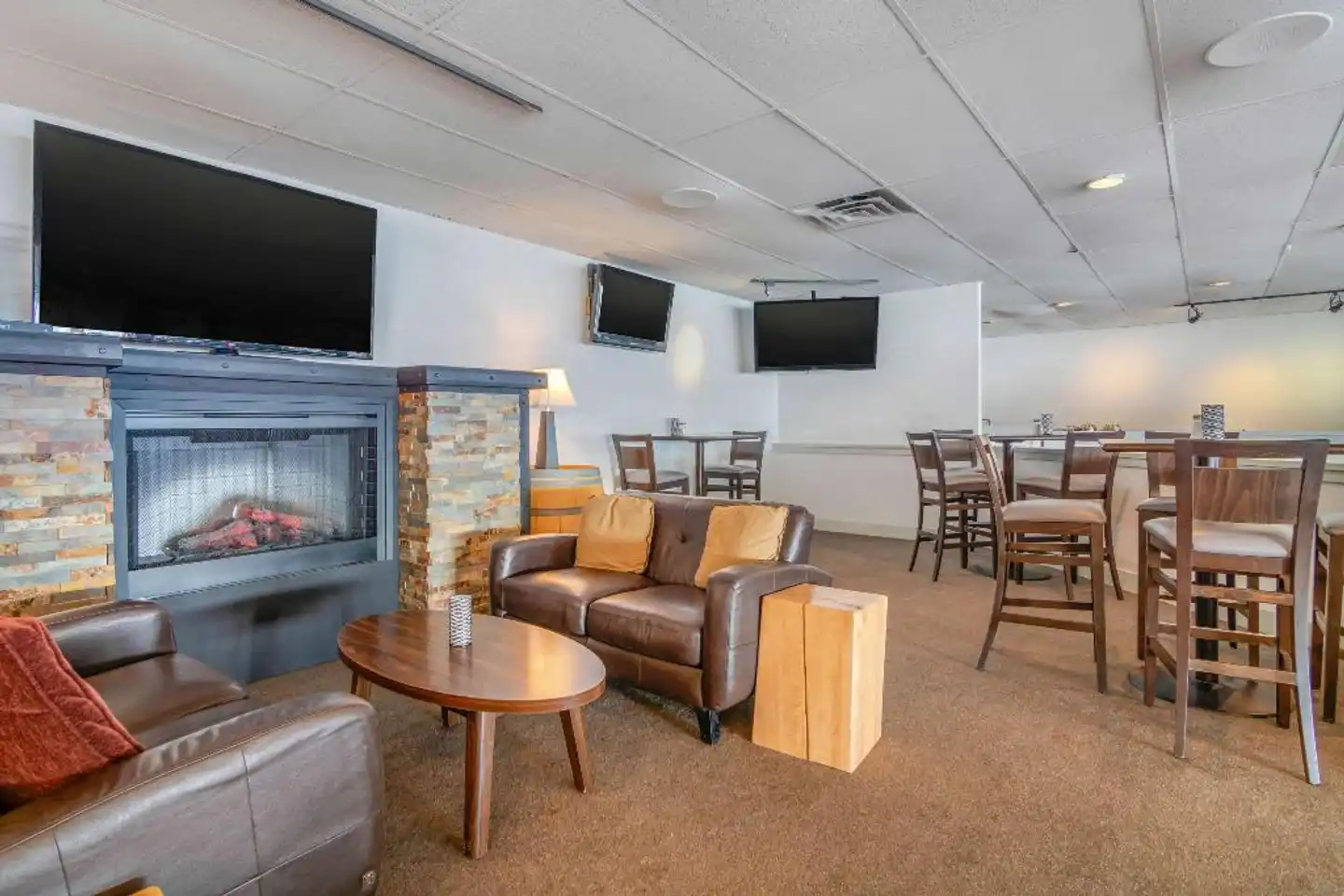 Bayside Oceanfront Resort Lobby