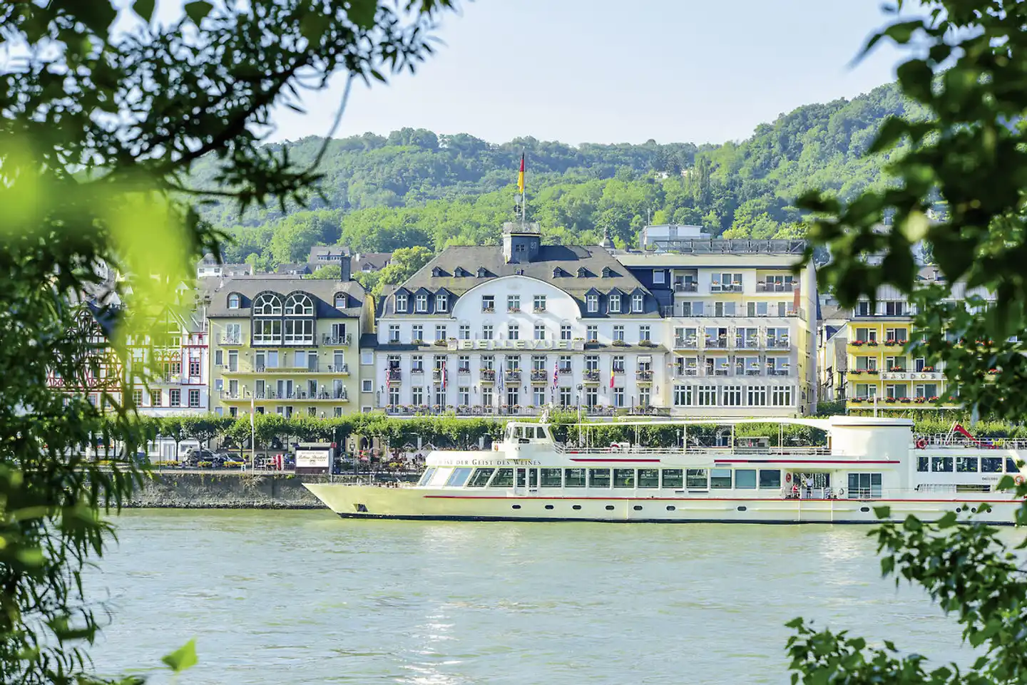 Bellevue Rheinhotel Aussenansicht