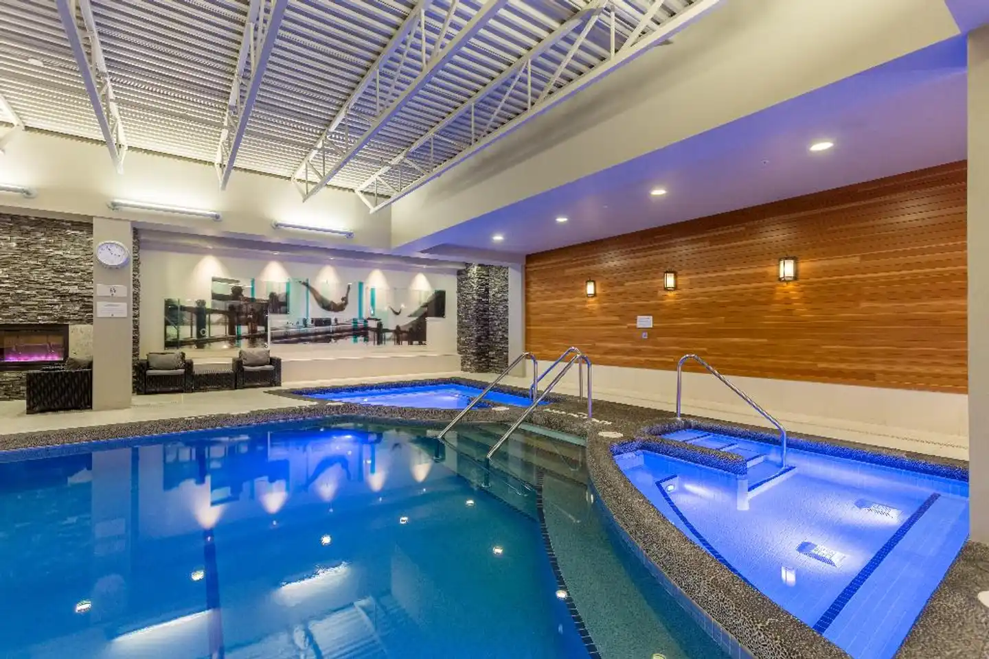 Banff Park Lodge Hallenbad