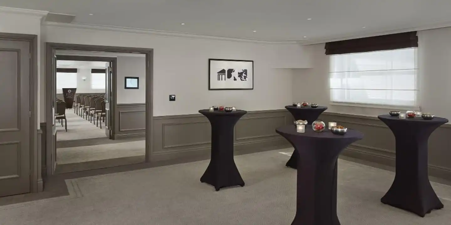 Hyatt Regency London - The Churchill Wohnbeispiel