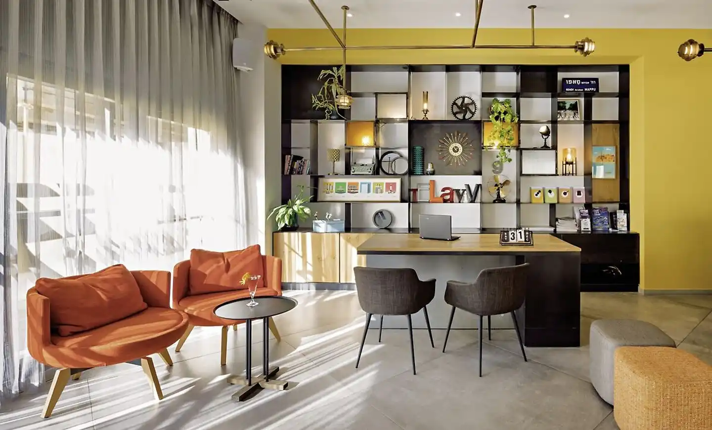Prima City Lobby