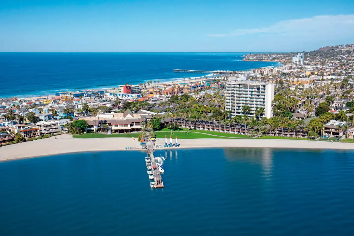 Catamaran Resort Hotel and Spa Aussenansicht