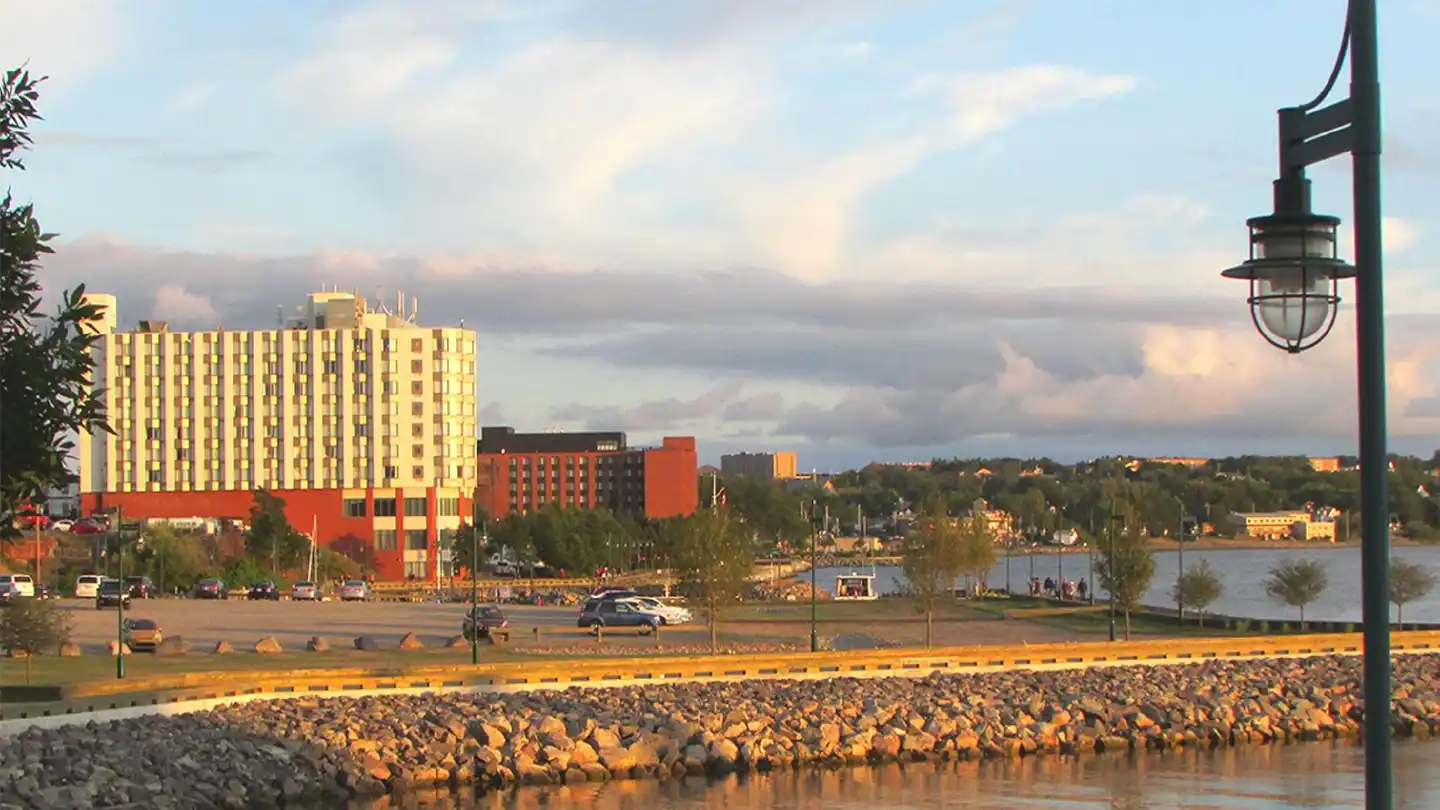 Holiday Inn Sydney - Waterfront Aussenansicht