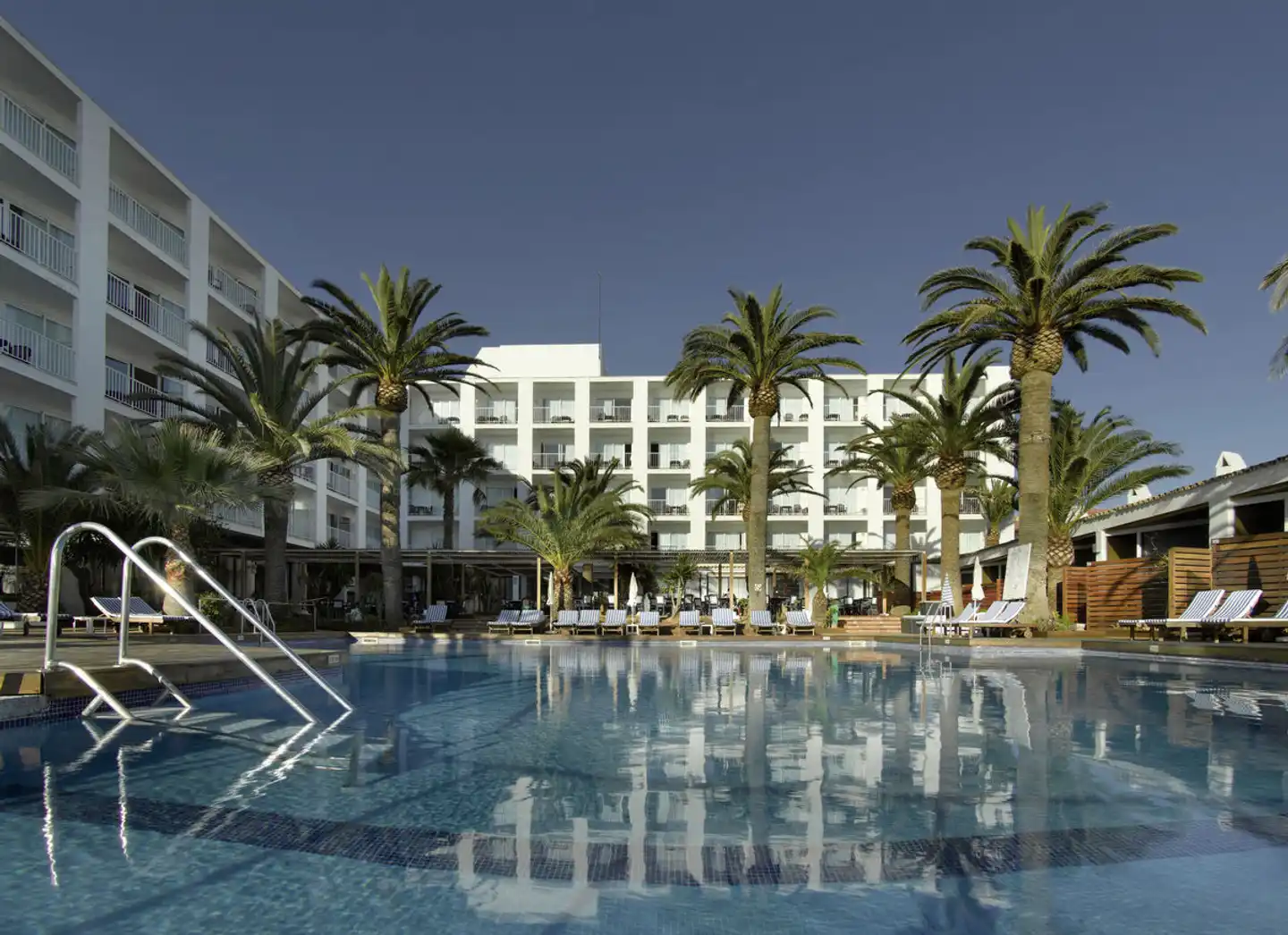 Palladium Palmyra Pool