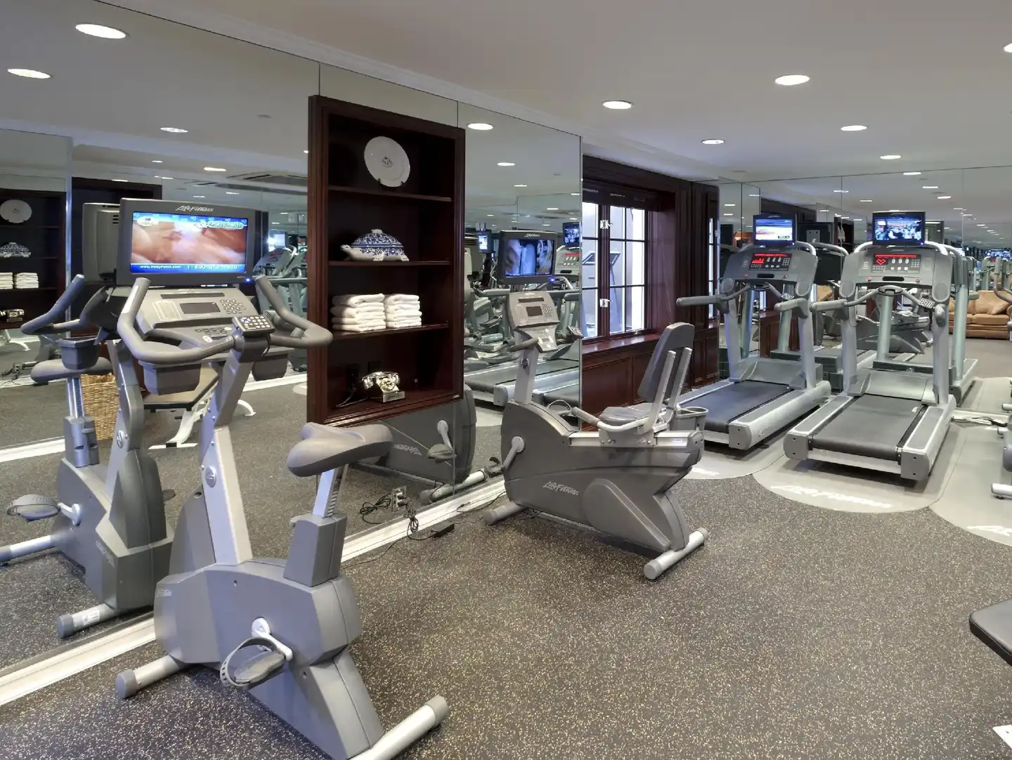 Excelsior Hotel Sport und Entertainment