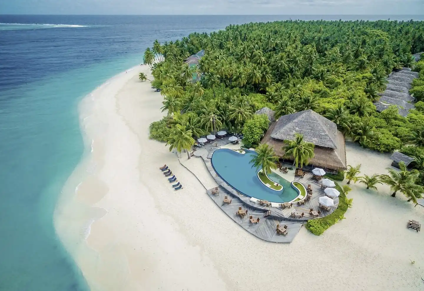 Filitheyo Island Resort Strand
