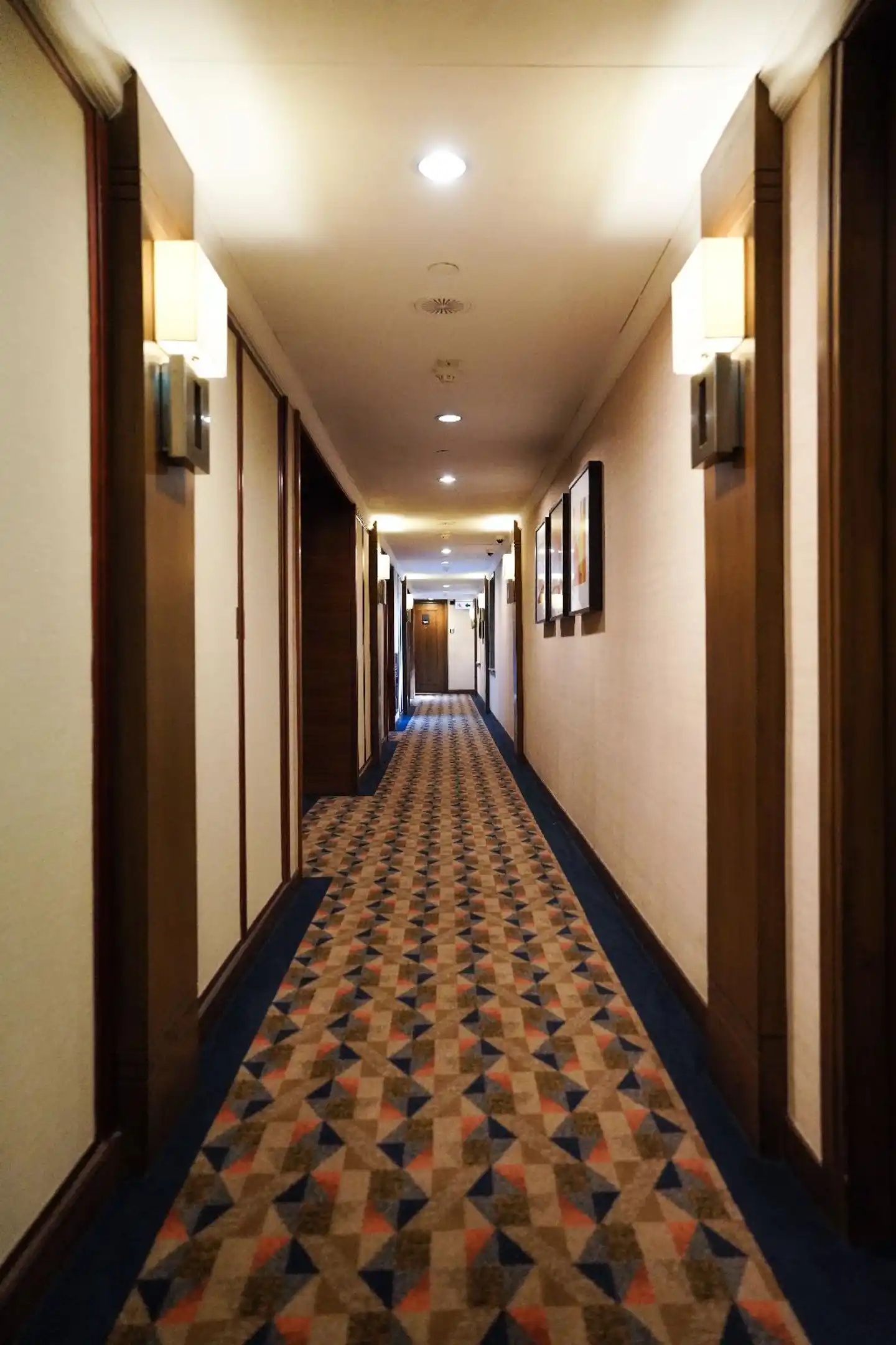 Eaton HK Lobby
