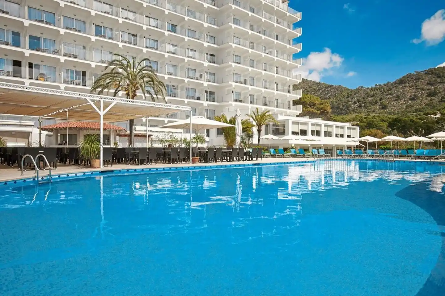 Universal Hotel Castell Royal Pool