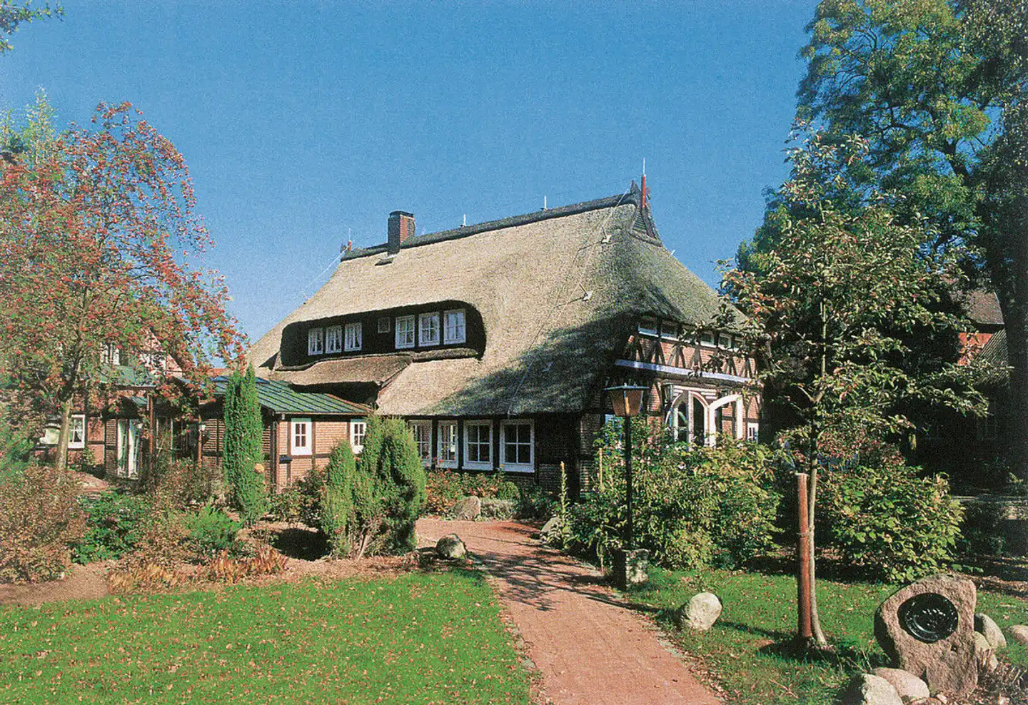 CAREA Ferien- & Reitsport-Hotel Brunnenhof Aussenansicht