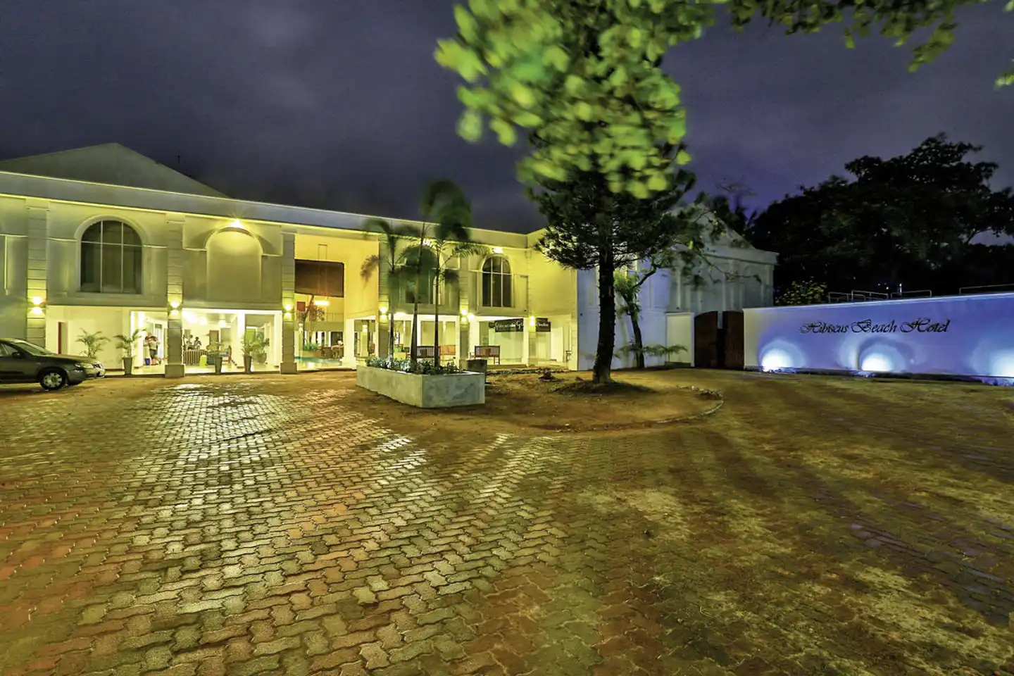 Hibiscus Beach Hotel Aussenansicht