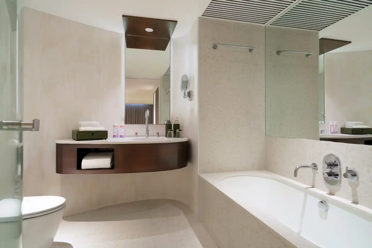 Mövenpick BDMS Wellness Resort Bangkok Badezimmer