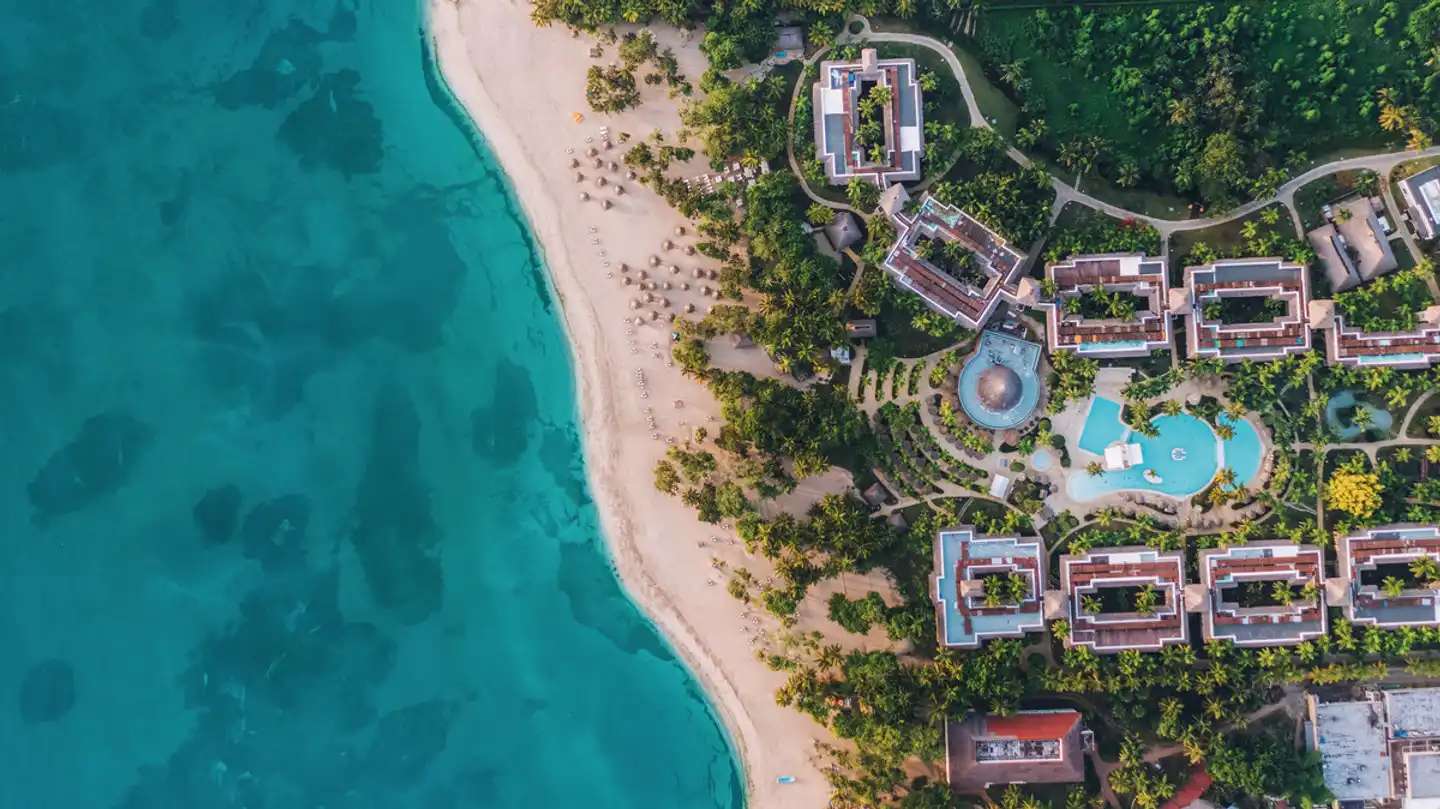 Iberostar Waves Costa Dorada Strand