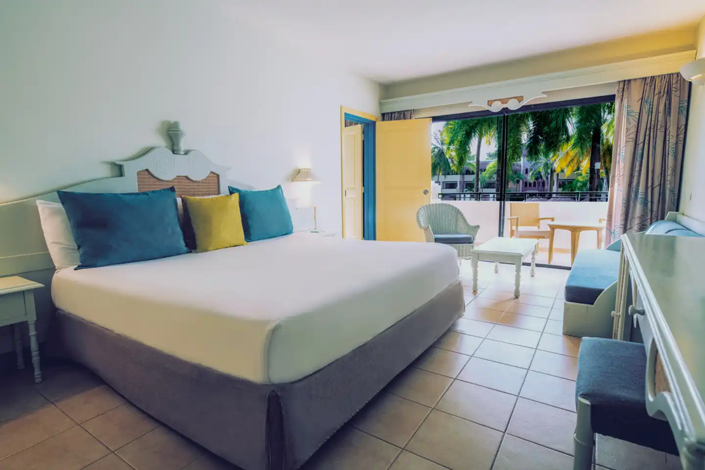 Iberostar Waves Costa Dorada Wohnbeispiel