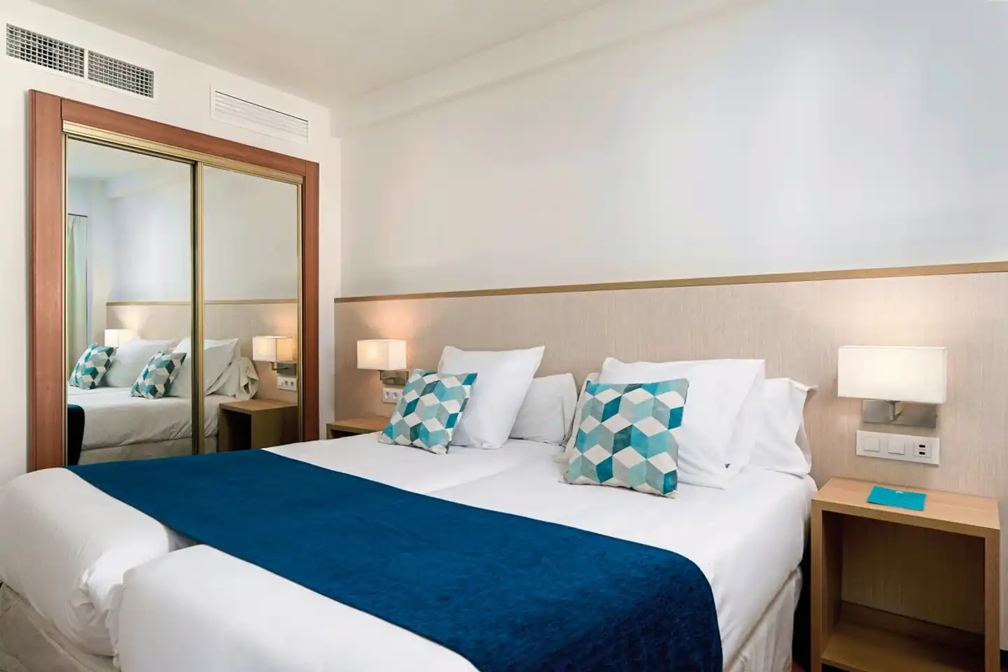 Hotel Costa Málaga by Pierre Vacances Wohnbeispiel