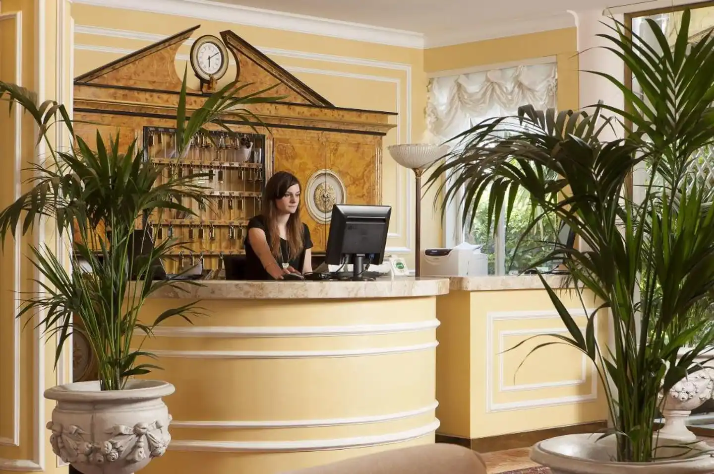 Gallia Lobby