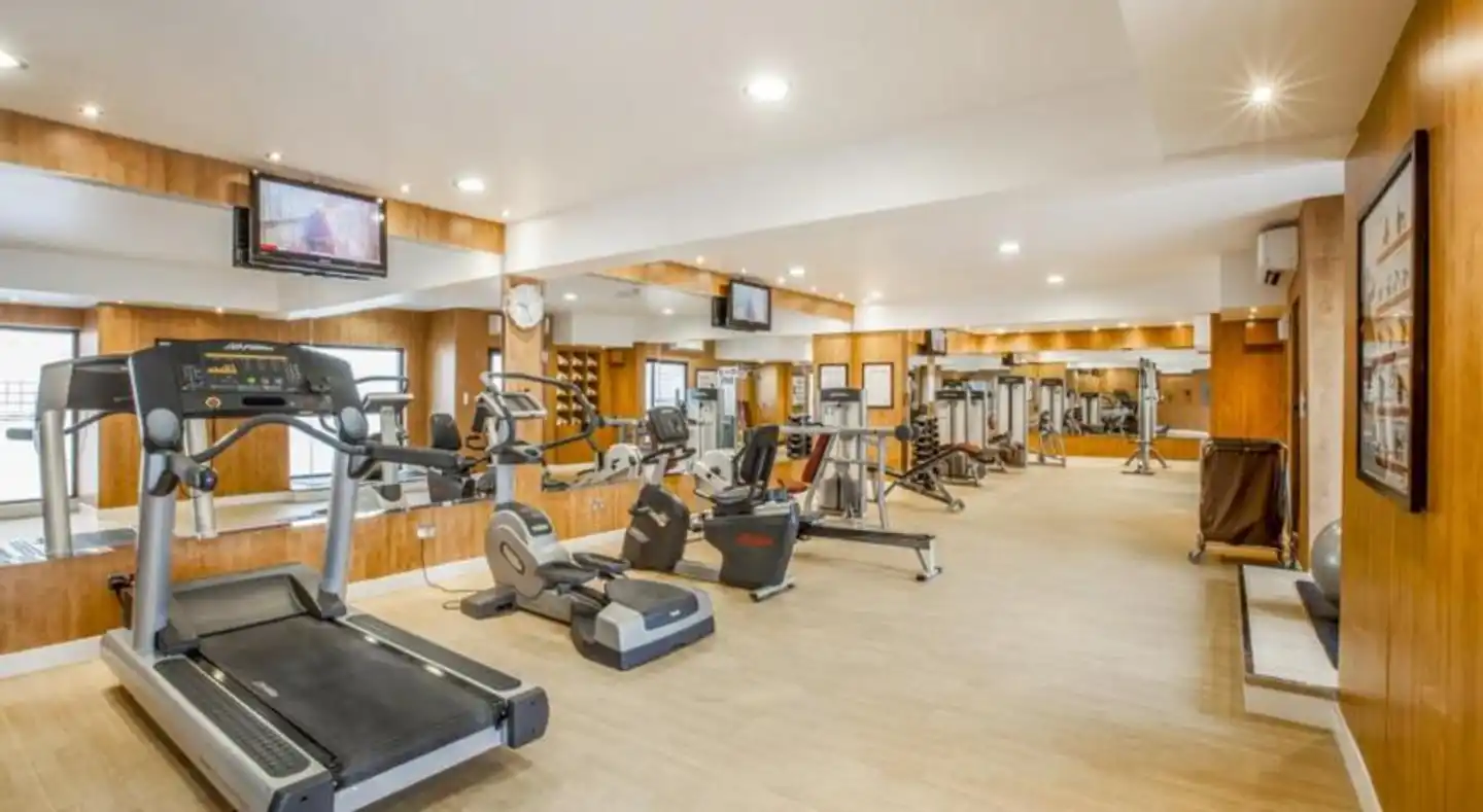 Golden Sands Hotel Apartments Lobby