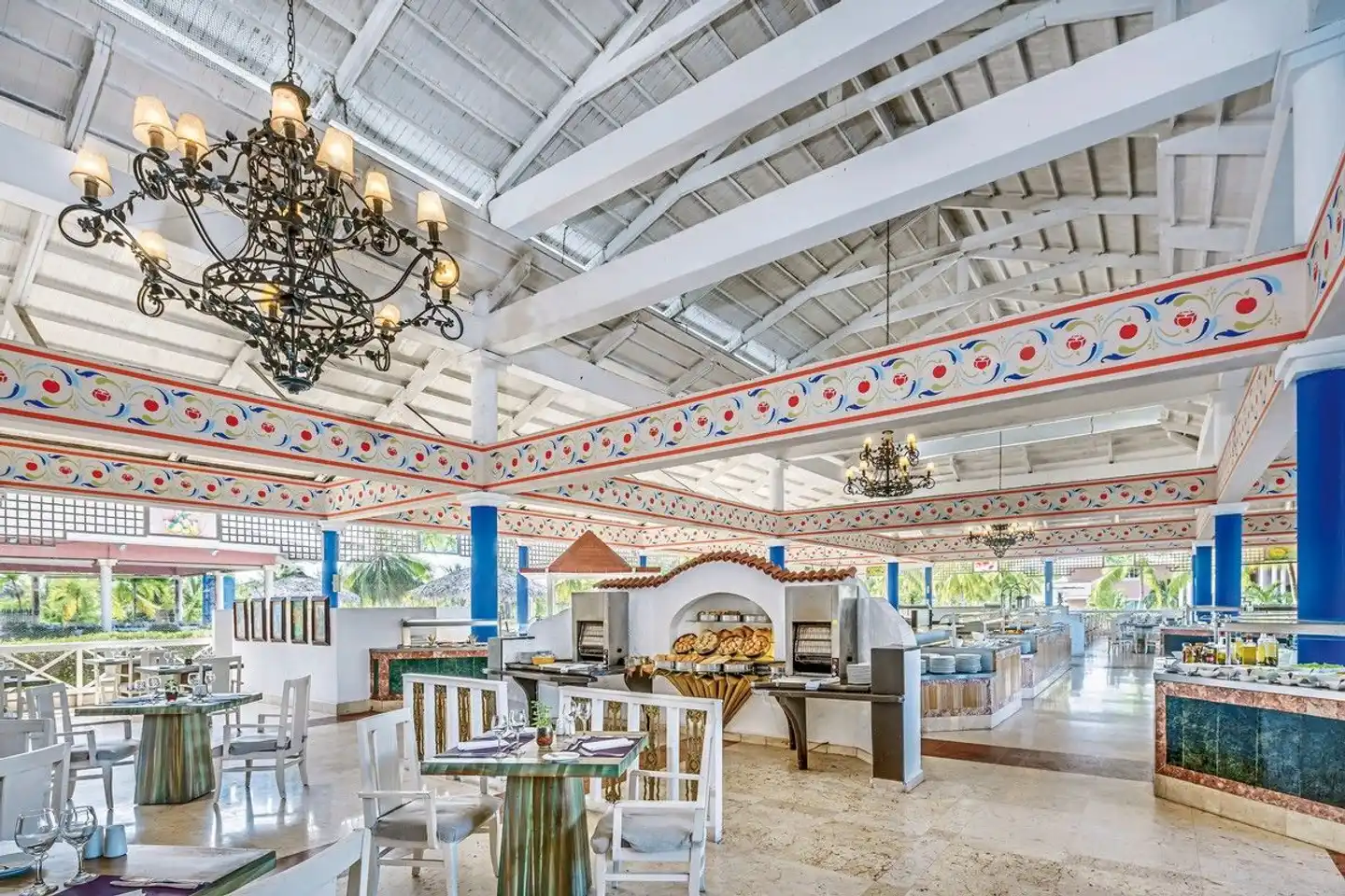 Paradisus Rio de Oro Resort & Spa Lobby