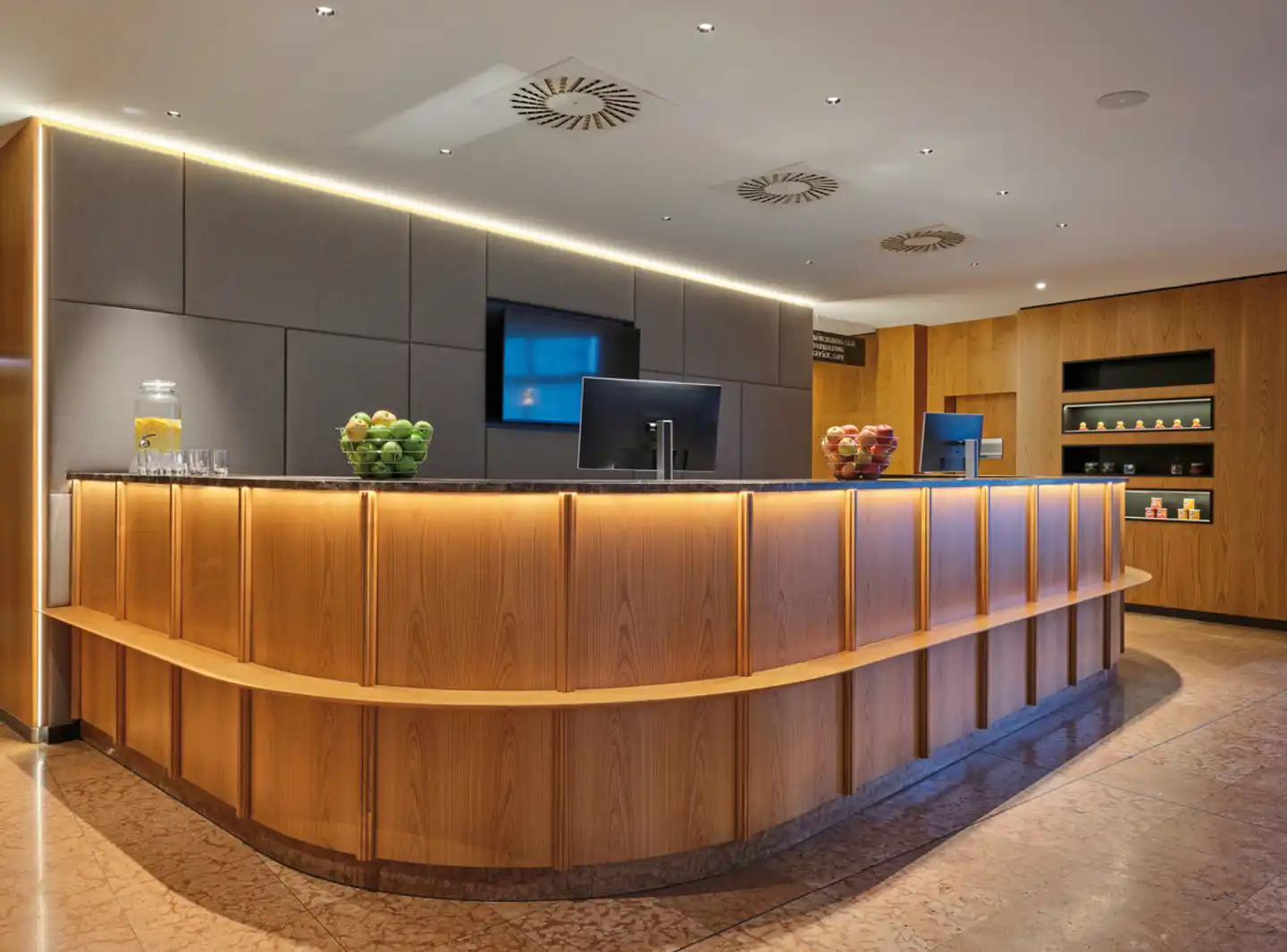 Dorint City-Hotel Salzburg Lobby
