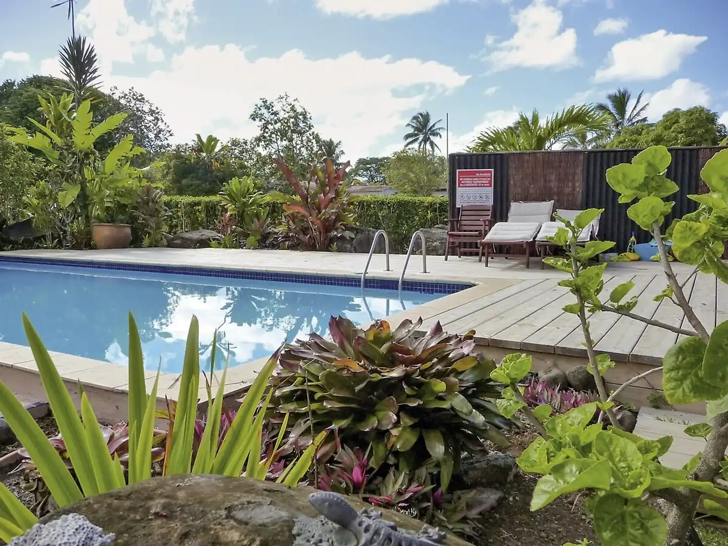 Muri Beachcomber Pool