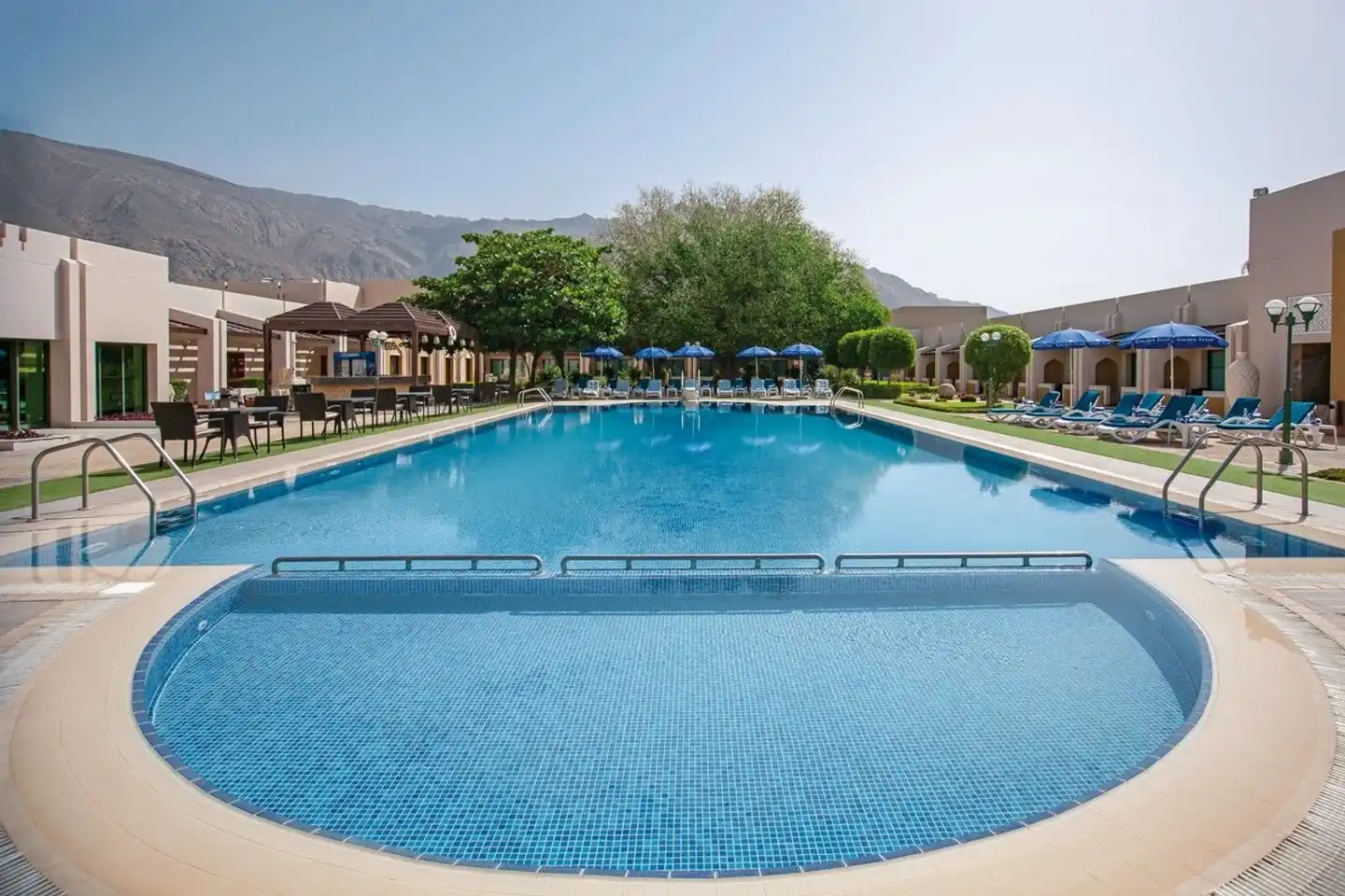 Golden Tulip Nizwa Pool