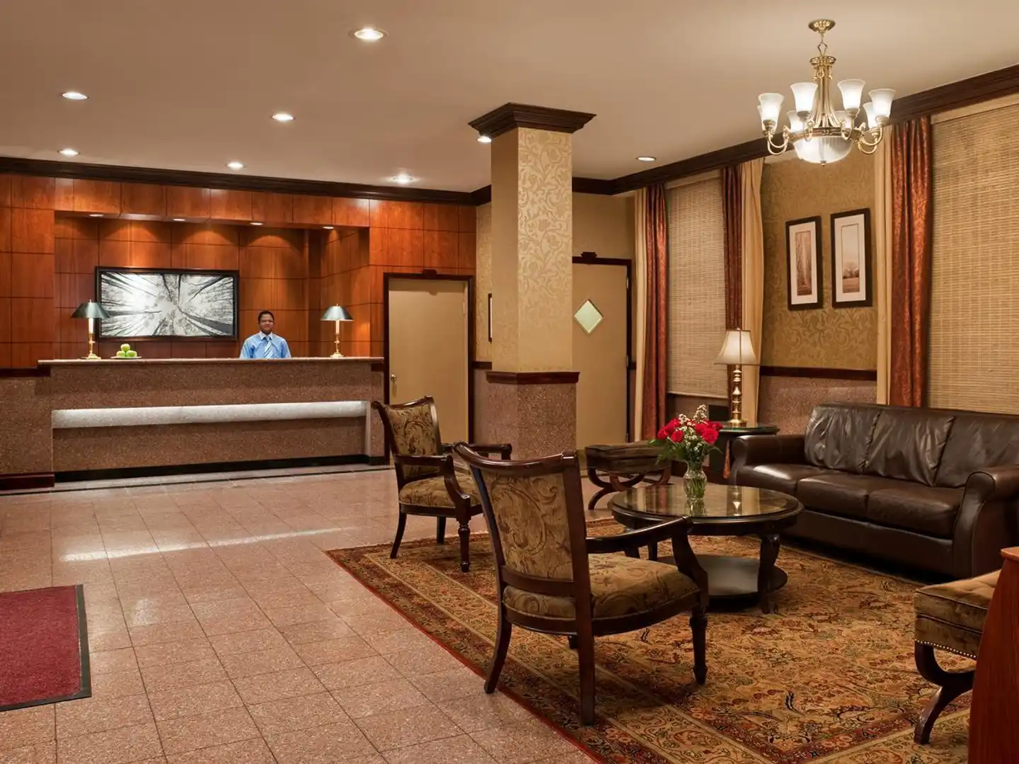 Newton Lobby