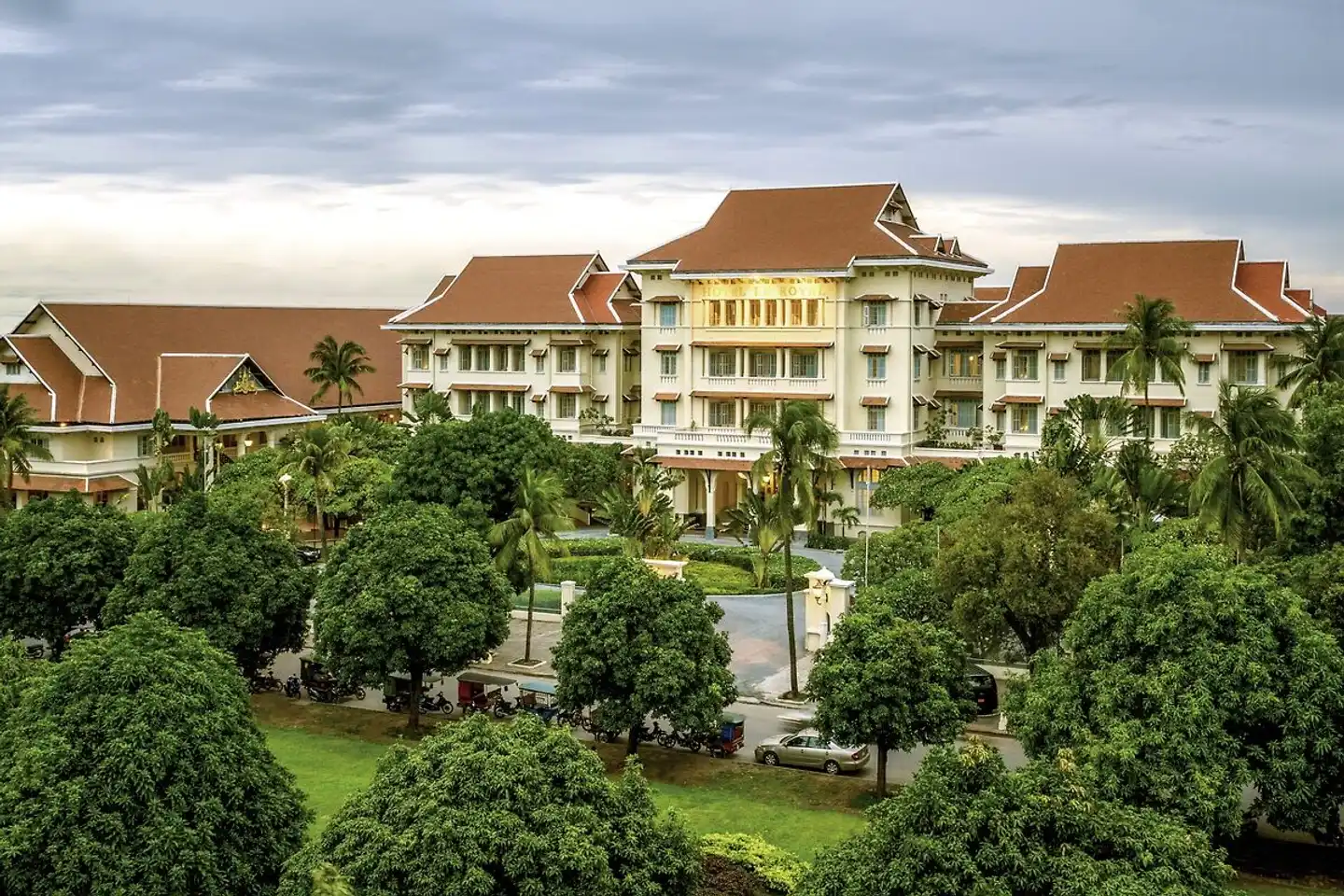 Raffles Hotel Le Royal Aussenansicht