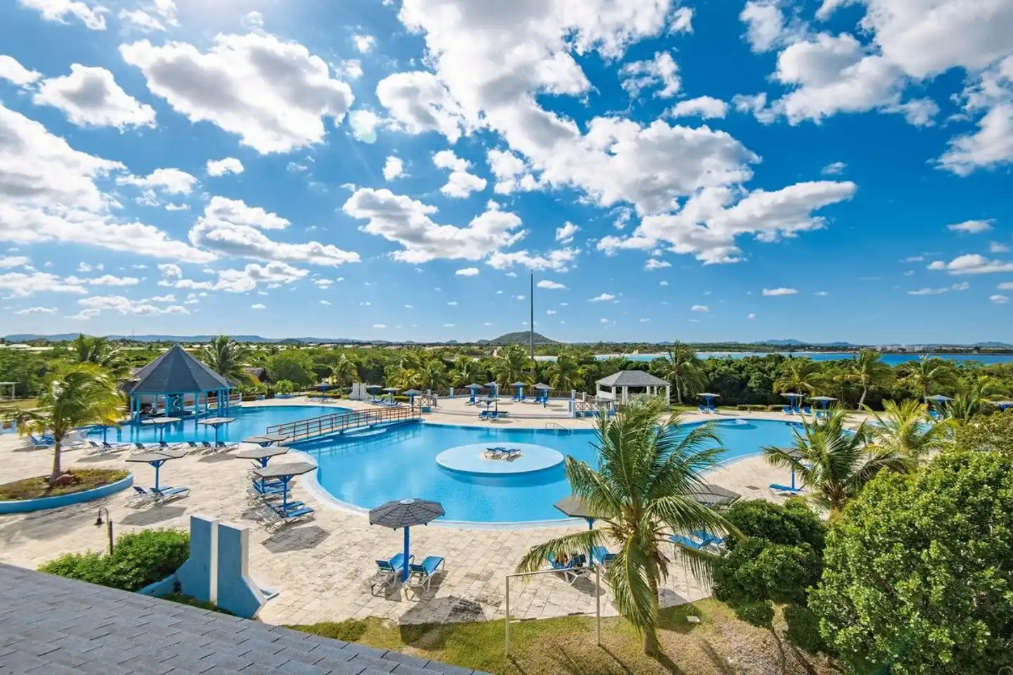 Aston Costa Verde Pool