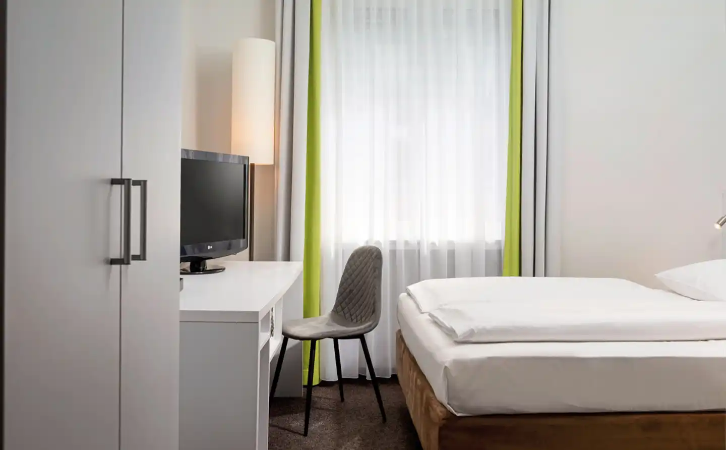 Wyndham Garden Düsseldorf City Centre Königsallee Wohnbeispiel
