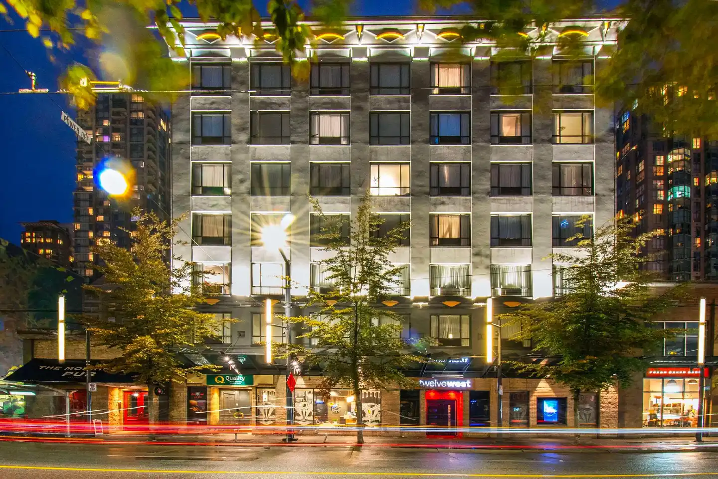 Quality Inn & Suites Downtown Vancouver Aussenansicht