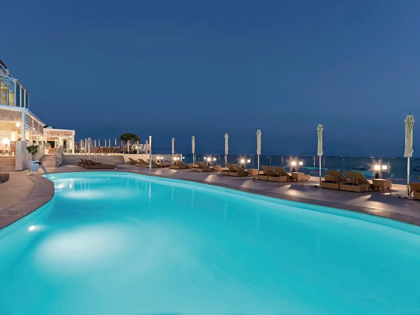 XQ El Palacete Pool