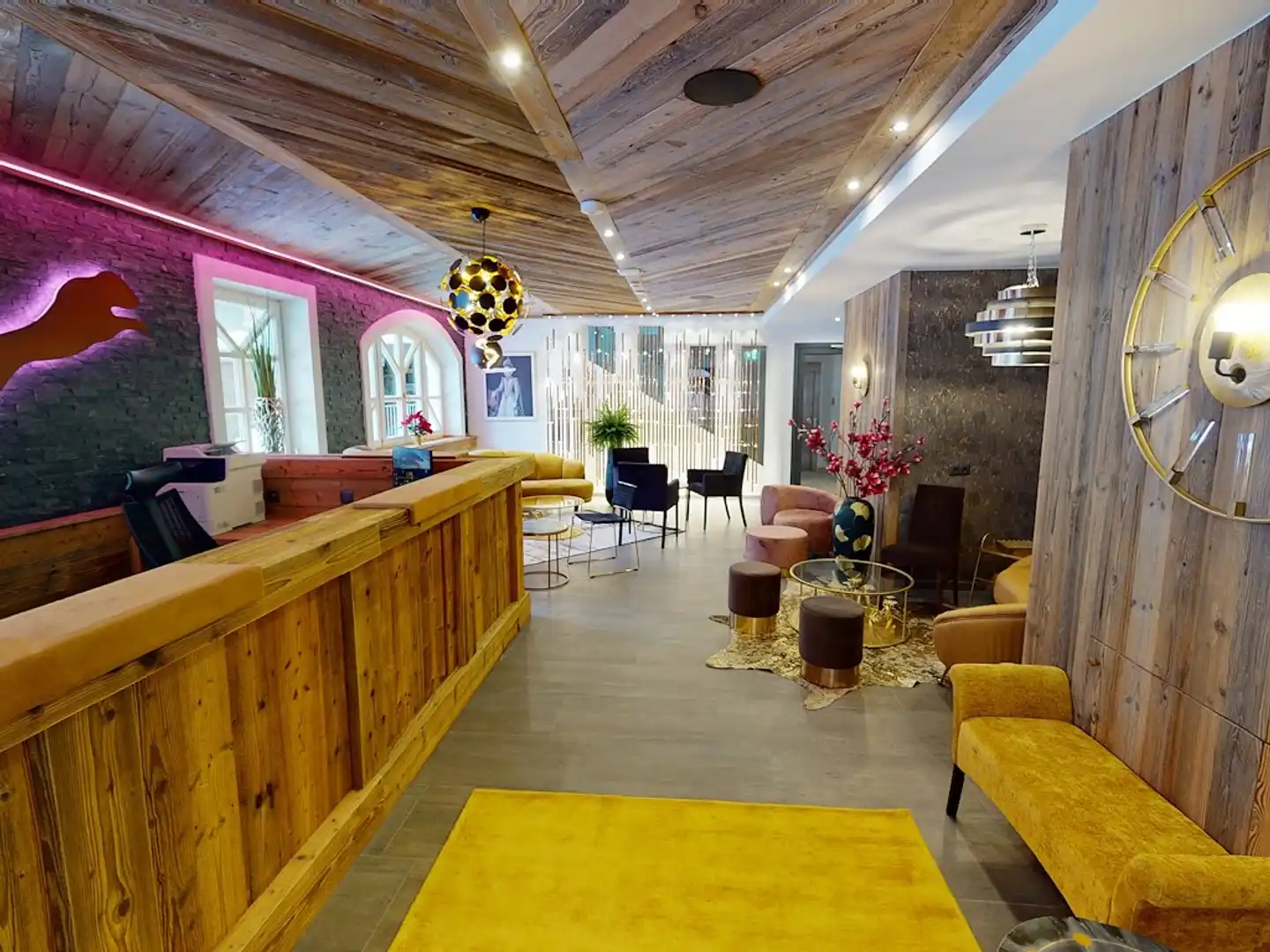 Hotel Panther'A Lobby